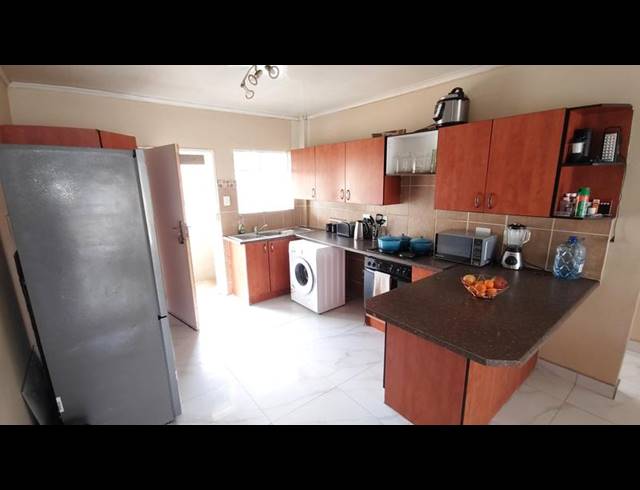 2 BEDROOM APARTMENT FOR SALE IN TWEE RIVIERE LIFESTYLE ESTATE